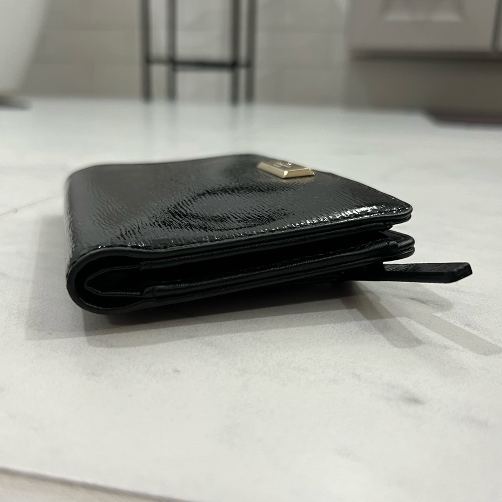 Kate Spade Wallet - Picture 6 of 8